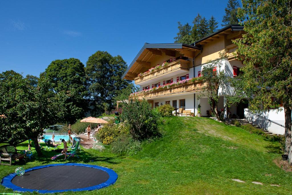 Zauchtaler Hof Hotel อัลเทนมาร์คท์ อิม พองเงา ภายนอก รูปภาพ