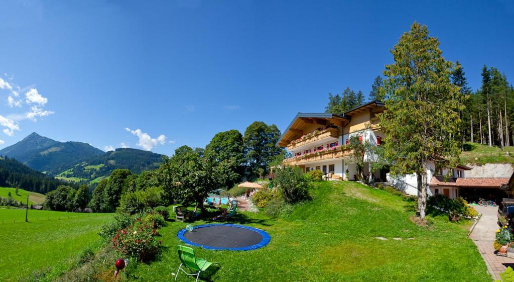 Zauchtaler Hof Hotel อัลเทนมาร์คท์ อิม พองเงา ภายนอก รูปภาพ