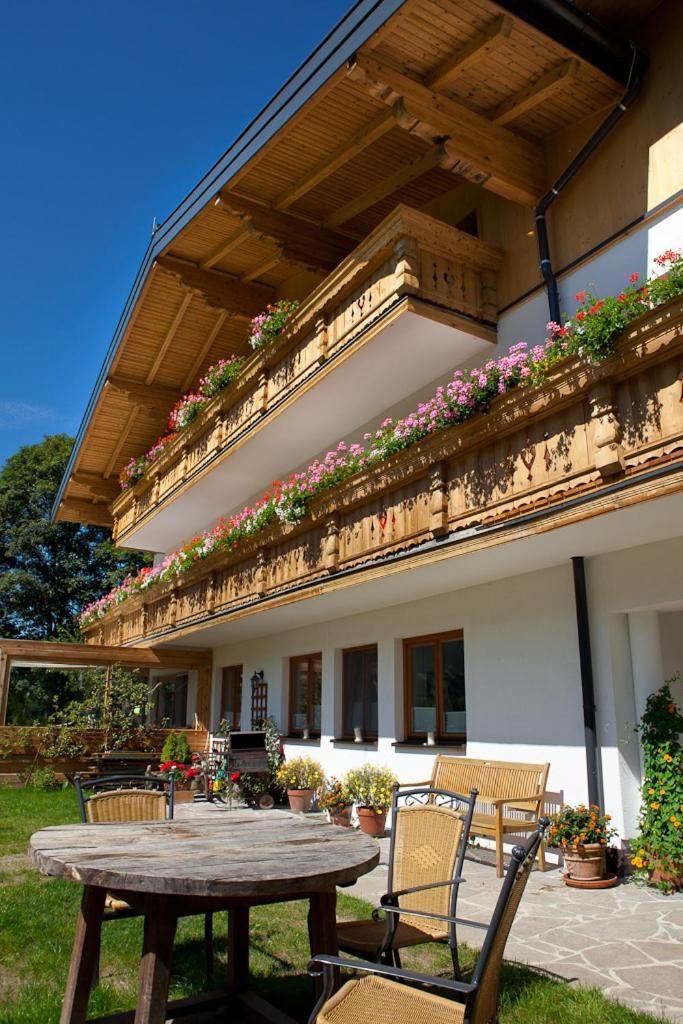 Zauchtaler Hof Hotel อัลเทนมาร์คท์ อิม พองเงา ภายนอก รูปภาพ