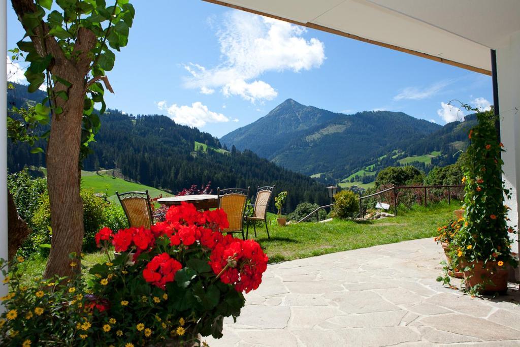 Zauchtaler Hof Hotel อัลเทนมาร์คท์ อิม พองเงา ภายนอก รูปภาพ